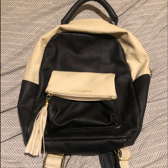 Steve Madden Handbags - Steve Madden Leather Backpack